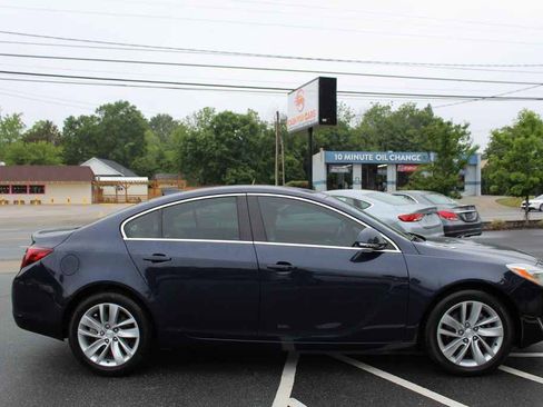 Used 2016 Buick Regal FWD image 4