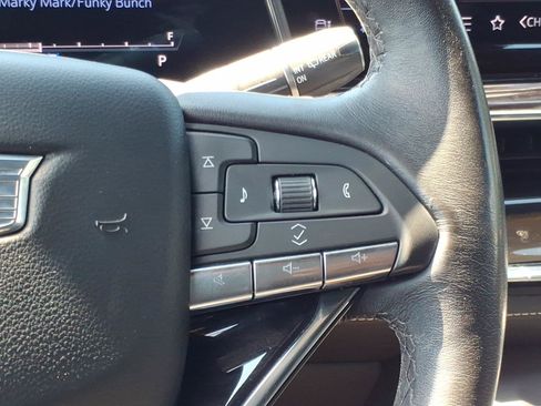 Used 2023 Cadillac Escalade ESV Sport AWD/4WD image 24