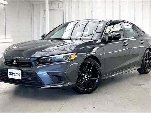 Certified 2024 Honda Civic Sport image 2