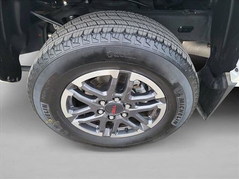 Used 2024 Toyota Tacoma TRD Sport image 12