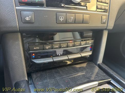Used 2011 Mercedes-Benz E 350 Sedan image 26
