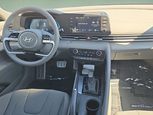 New 2026 Hyundai Elantra Sport FWD image 18