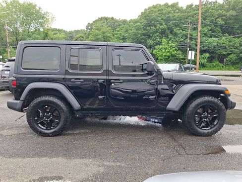 Used 2021 Jeep Wrangler Unlimited Sport AWD/4WD image 7