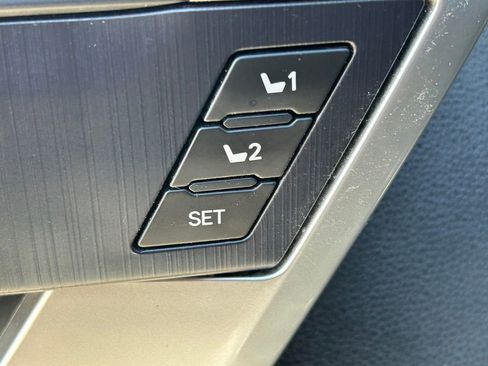 Used 2022 Toyota Tundra Platinum RWD image 26