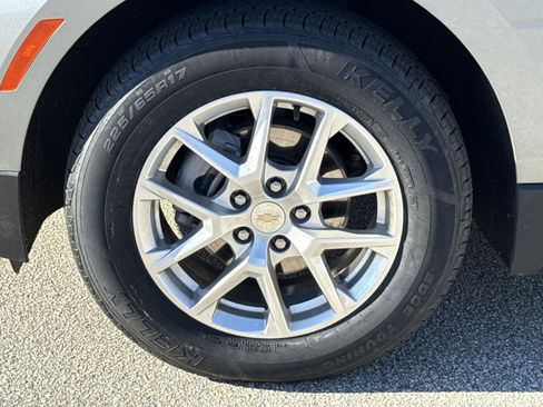 Used 2024 Chevrolet Equinox LT image 5