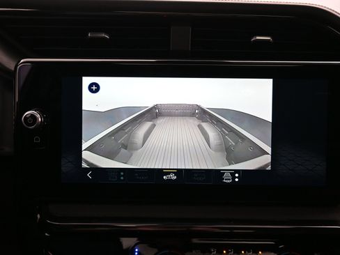 Used 2022 GMC Sierra 1500 AT4 w/ AT4 Premium Package image 32