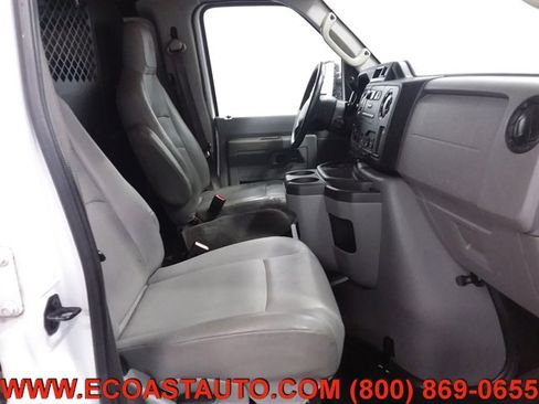 Used 2014 Ford E-250 and Econoline 250 image 12