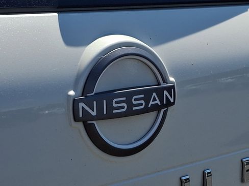 Used 2023 Nissan Rogue SV AWD/4WD image 29