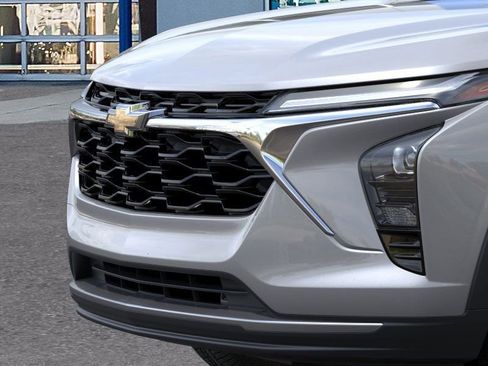 New 2026 Chevrolet Trax LT w/ Driver Confidence Package image 13