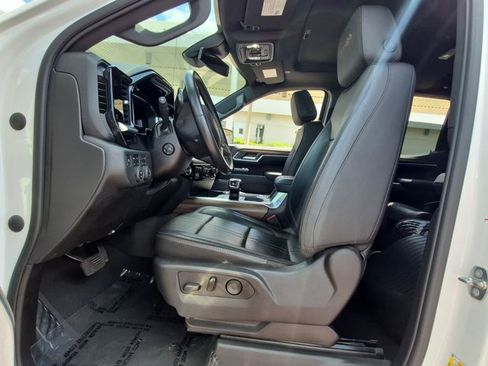 Used 2022 Chevrolet Silverado 1500 High Country w/ Z71 Off-Road Package AWD/4WD image 14