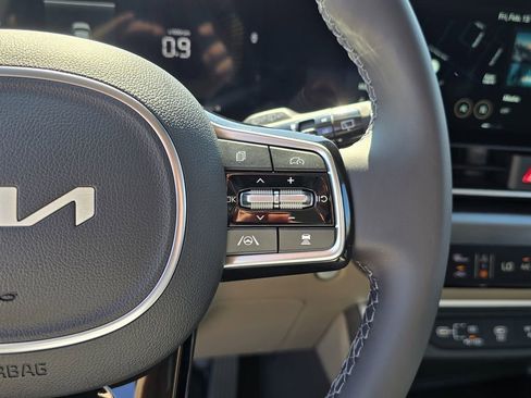 New 2026 Kia Carnival image 31