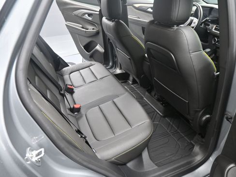 Used 2024 Chevrolet TrailBlazer ACTIV w/ Convenience Package image 18