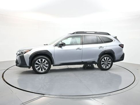 Used 2024 Subaru Outback Limited AWD/4WD image 4