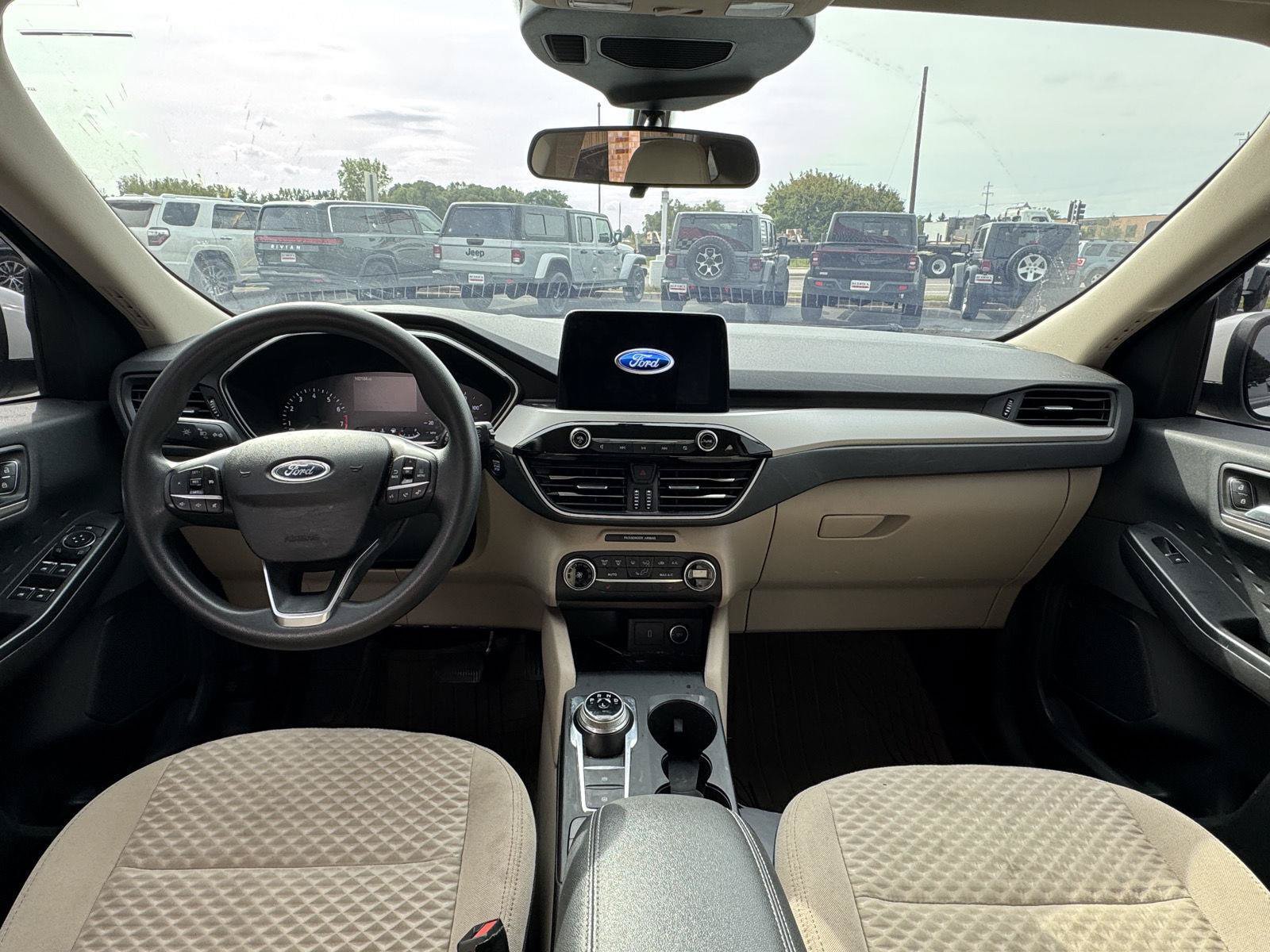 Used 2020 Ford Escape SE AWD/4WD image 3
