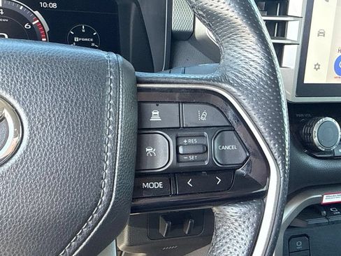 Used 2024 Toyota Tundra Limited AWD/4WD image 25