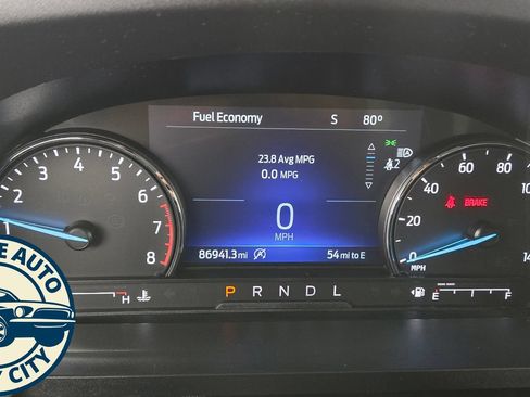 Used 2022 Ford Explorer XLT AWD/4WD image 17