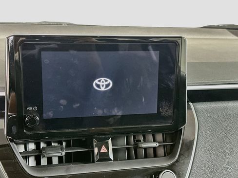 Used 2024 Toyota Corolla LE FWD image 19