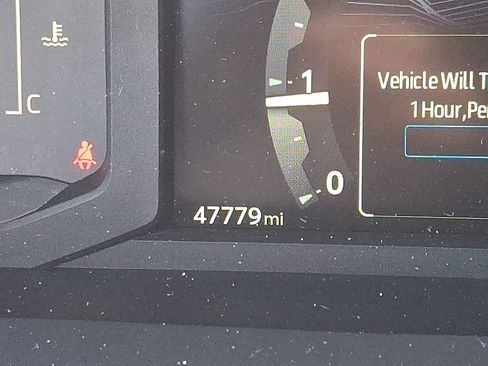 Used 2024 Toyota Tacoma SR5 AWD/4WD image 13