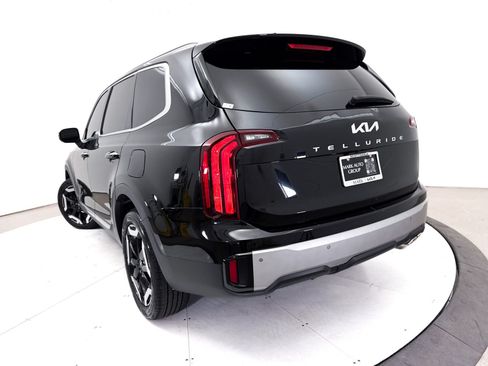 Certified 2024 Kia Telluride S w/ S Sunroof Package FWD image 8