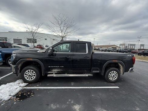 Used 2024 GMC Sierra 2500 SLE w/ SLE Convenience Package image 7