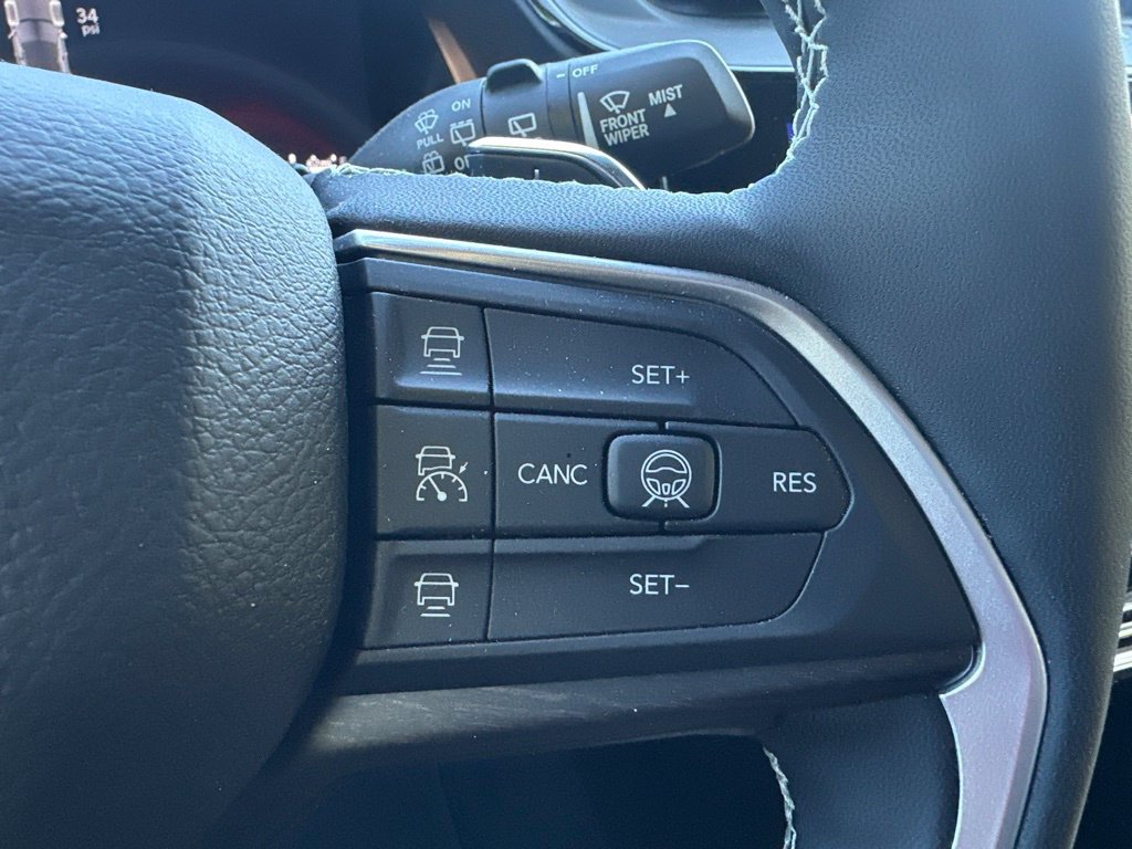 Used 2026 Jeep Grand Cherokee Limited AWD/4WD image 20