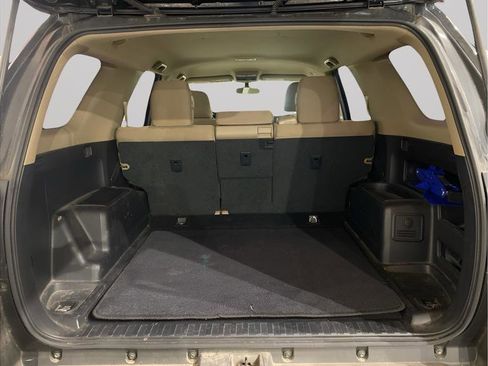 Used 2011 Toyota 4Runner SR5 image 5