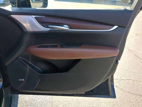 Certified 2023 Cadillac XT5 Premium Luxury w/ LPO, Floor Liner Package AWD/4WD image 35