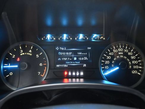 Used 2018 Ford F150 XLT w/ Trailer Tow Package AWD/4WD image 16
