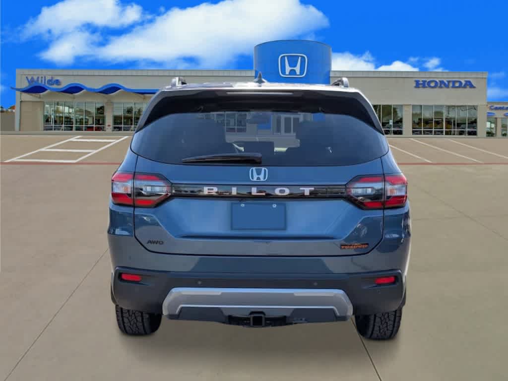 New 2026 Honda Pilot TrailSport image 4