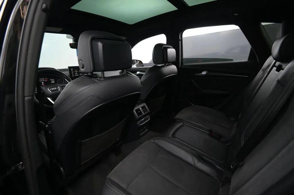 Used 2022 Audi SQ5 Premium Plus w/ Premium Plus Package AWD/4WD image 44