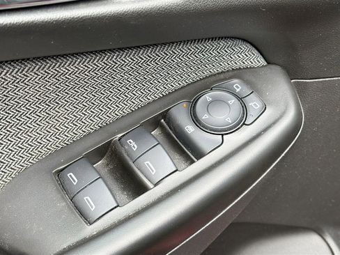 Used 2024 Chevrolet TrailBlazer LT w/ LT Cold Weather Package AWD/4WD image 17