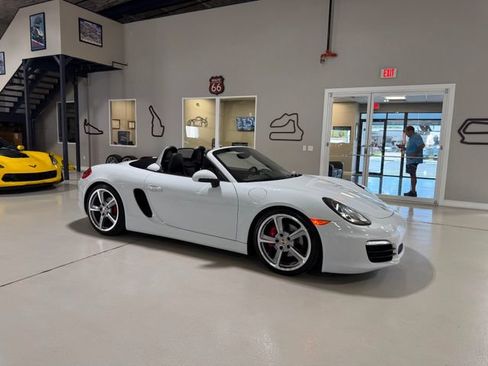 Used 2015 Porsche Boxster S RWD image 70