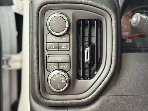 New 2026 GMC Sierra 1500 Pro AWD/4WD image 23