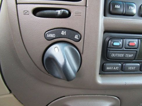 Used 1999 Ford Expedition XLT image 5