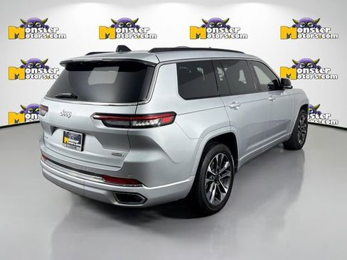 Used 2024 Jeep Grand Cherokee L Overland w/ Trailer Tow Package AWD/4WD image 5