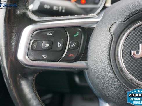 Used 2020 Jeep Gladiator Overland AWD/4WD image 36