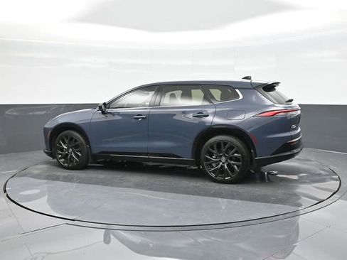 Certified 2025 Toyota Crown Signia w/ Advanced Technology Package image 5