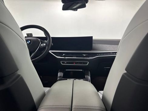 Used 2026 BMW X5 xDrive40i w/ Climate Comfort Package AWD/4WD image 21