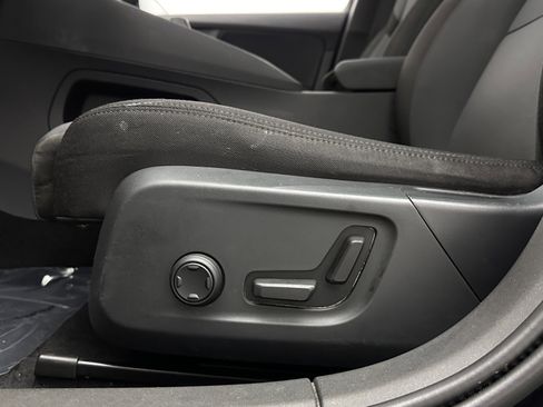 Used 2022 Polestar Polestar 2 w/ Plus Package AWD/4WD image 13