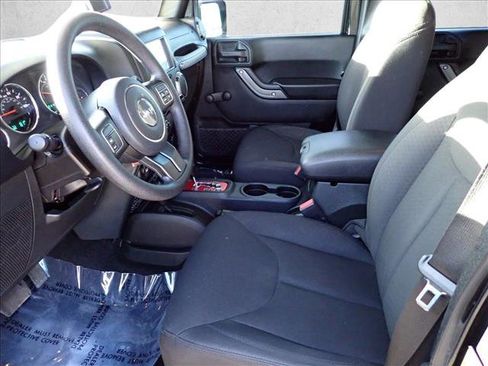 Used 2016 Jeep Wrangler Unlimited Sport image 10