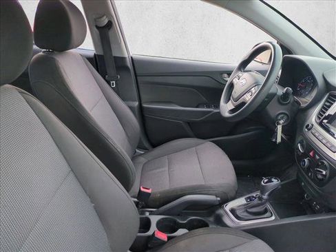 Used 2018 Hyundai Accent SE image 19