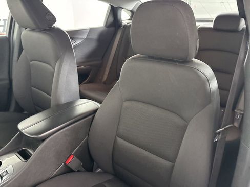 Used 2024 Chevrolet Malibu LT image 11