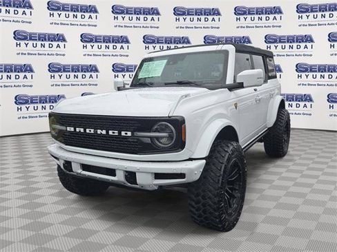 Used 2021 Ford Bronco Badlands image 1