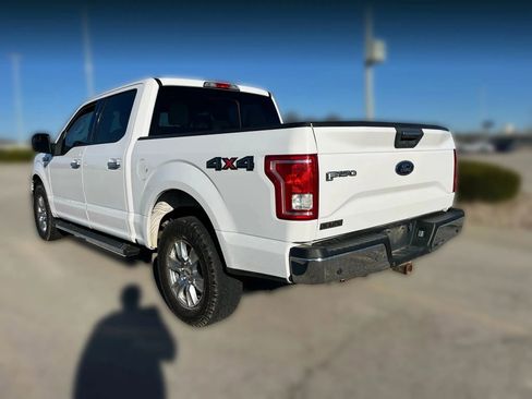 Used 2017 Ford F150 XLT w/ Equipment Group 302A Luxury image 3