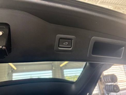 Used 2025 MAZDA CX-5 AWD 2.5 S w/ Preferred Package image 14