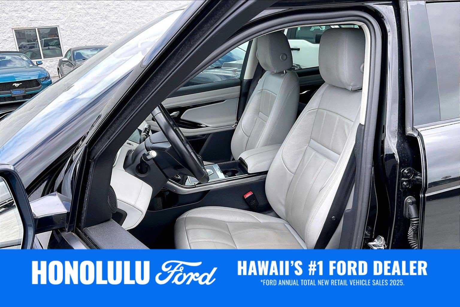 Used 2021 Land Rover Range Rover Evoque SE AWD/4WD image 10