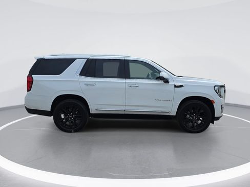 Certified 2021 GMC Yukon SLT w/ SLT Premium Package AWD/4WD image 2