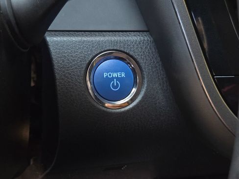 Used 2022 Toyota Camry XSE FWD image 21