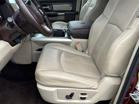 Used 2018 RAM 3500 Laramie image 13