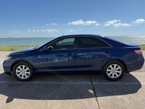 Used 2009 Toyota Camry XLE image 8